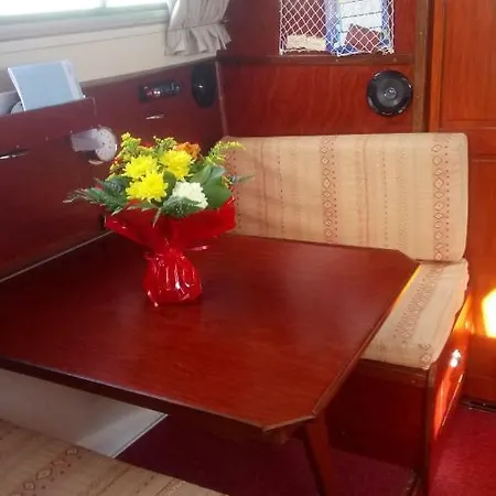 Hotel en barco Eulimax *